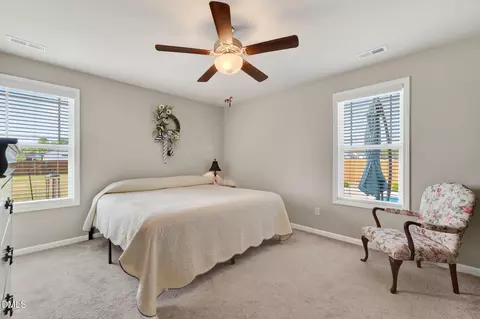 Bedroom - 25 Cornfield Ln, Benson, NC 27504 photo 1 of 7