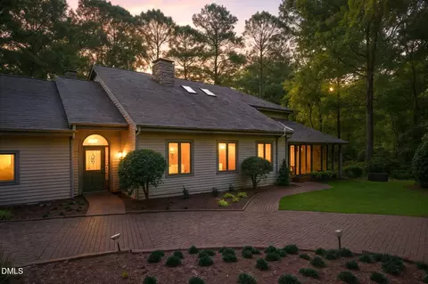 2227 Graystone Ln, Chapel Hill, NC 27514