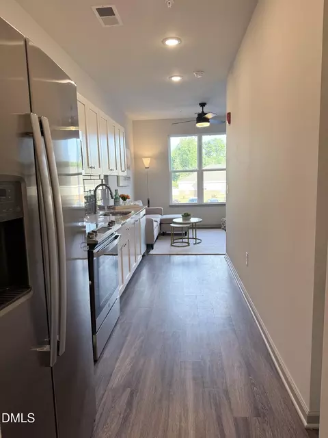 2208 Gathering Square Ct, Fuquay Varina, NC 27526