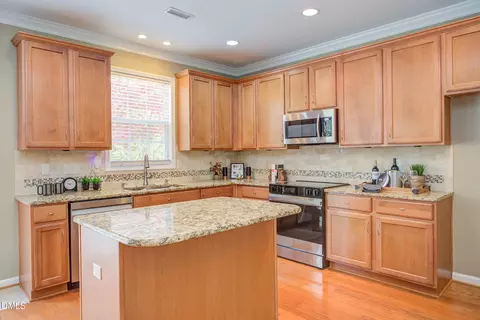 Kitchen - 125 Murray Hill Dr, Durham, NC 27712 photo 6 of 7