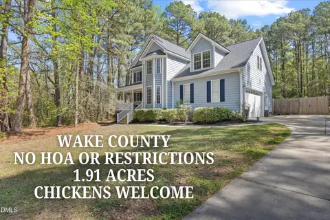 8001 Kingsdale Dr, Willow Spring, NC 27592