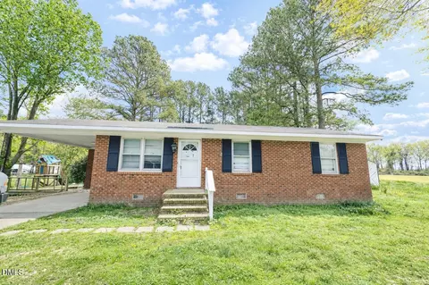 209 Greenacres Rd, Snow Hill, NC 28580