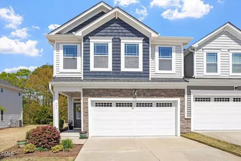 771 Amarra Dr, Fuquay Varina, NC 27526