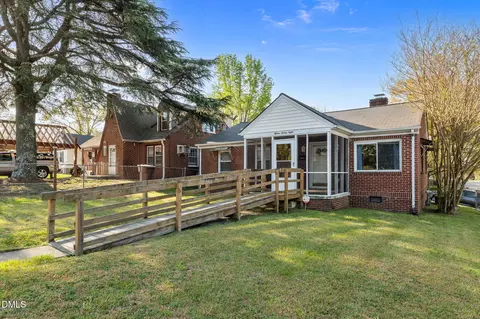 1528 Gorrell St, Greensboro, NC 27401