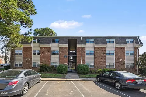 501 Jones Ferry Rd UNIT J9, Carrboro, NC 27510