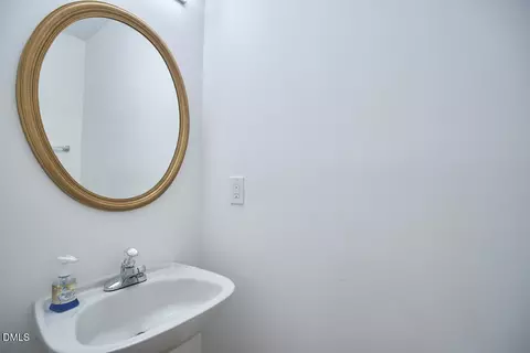 Bath - 9 Cabes Mill Rd, Durham, NC 27705 photo 1 of 3