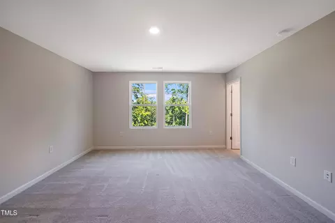 Bedroom - 1032 Shoreside Dr, Durham, NC 27713 photo 1 of 7