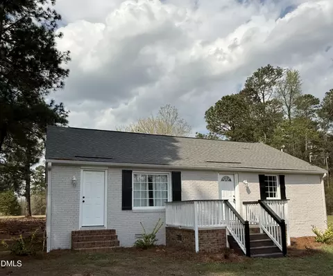 2122 Godwin Lake Rd, Benson, NC 27504