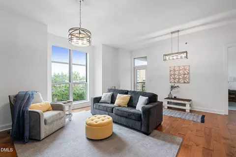618 N Boylan Ave #812, Raleigh, NC 27603