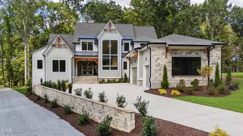 5904 Leone Pride Cir, Raleigh, NC 27603