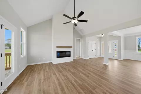 Living - 9300 Bear Run Ln, Middlesex, NC 27557 photo 1 of 2