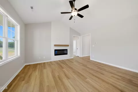 Living - 9278 Bear Run Ln, Middlesex, NC 27557 photo 3 of 3