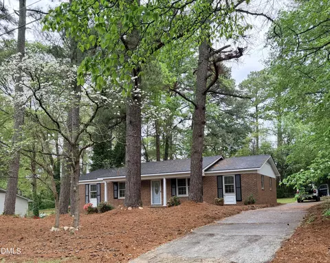 4324 Woodlawn Dr, Raleigh, NC 27616