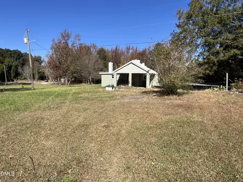 Exterior - 986 N Chavis Rd, Kittrell, NC 27544 photo 13 of 14