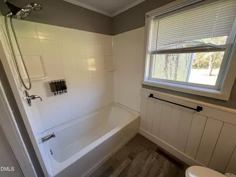 Bath - 986 N Chavis Rd, Kittrell, NC 27544 photo 2 of 6