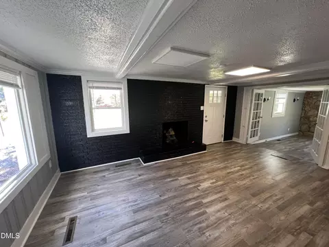 Living - 986 N Chavis Rd, Kittrell, NC 27544 photo 5 of 13