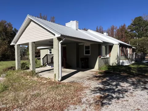 Exterior - 986 N Chavis Rd, Kittrell, NC 27544 photo 3 of 14