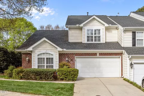6941 Middleboro Dr, Raleigh, NC 27612