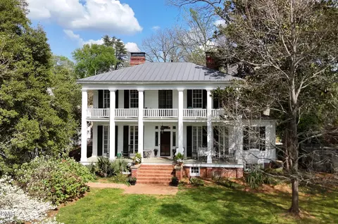318 N Churton St, Hillsborough, NC 27278