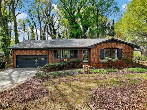 2509 Elderwood Ln, Burlington, NC 27215