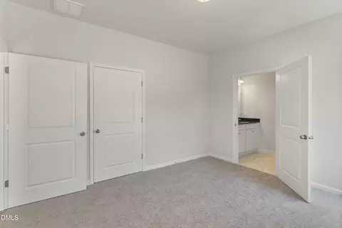 260 Courtside Dr, Dunn, NC 28334 photo 8