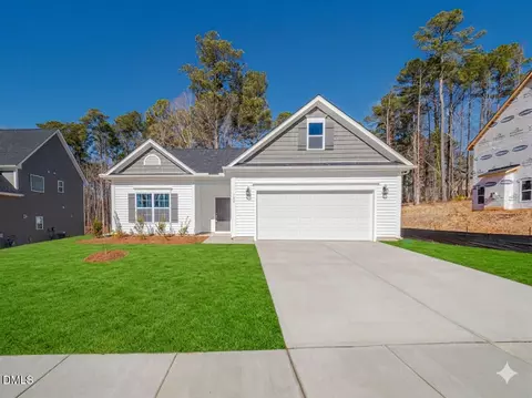 382 Black Oak Ct, Clayton, NC 27520