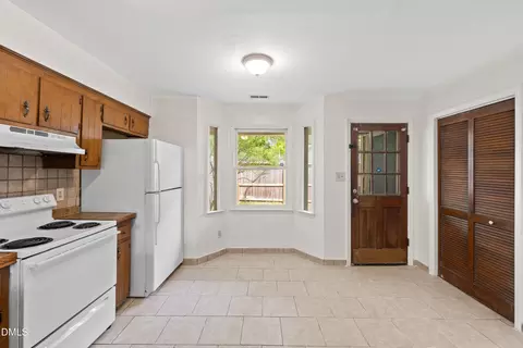 Kitchen - 611 Springview Trl, Garner, NC 27529 photo 5 of 5