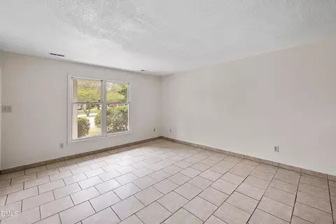 Living - 611 Springview Trl, Garner, NC 27529 photo 3 of 3