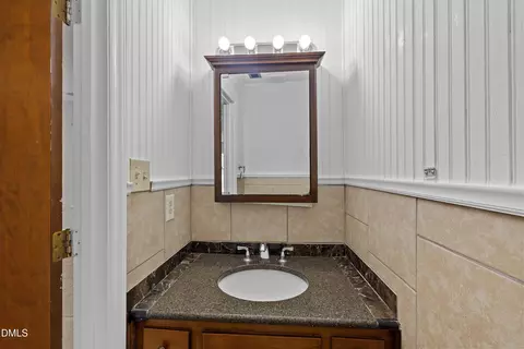 Bath - 611 Springview Trl, Garner, NC 27529 photo 1 of 5