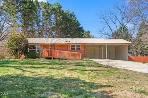 205 Rusty Ln, Mcleansville, NC 27301