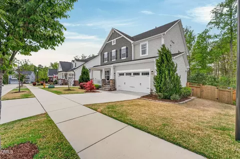 Exterior - 721 Hydrangea Field Ct, Wake Forest, NC 27587 photo 5 of 13