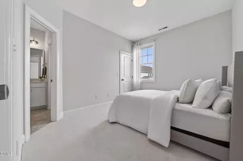 Bedroom - 721 Hydrangea Field Ct, Wake Forest, NC 27587 photo 7 of 8