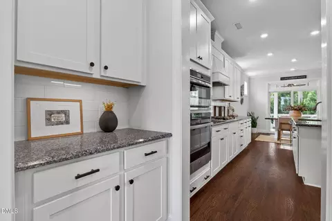 Entry Way - 721 Hydrangea Field Ct, Wake Forest, NC 27587 photo 3 of 8