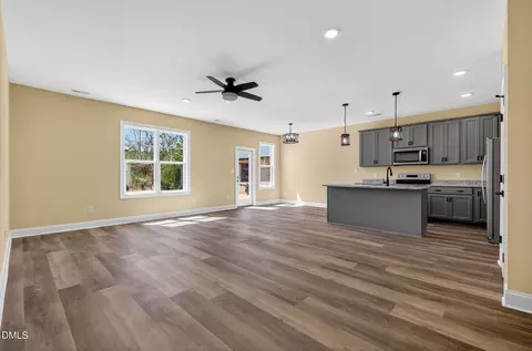248 S Pine St, Spring Hope, NC 27882 photo 5
