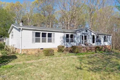 266 Macon-embro Rd, Macon, NC 27551