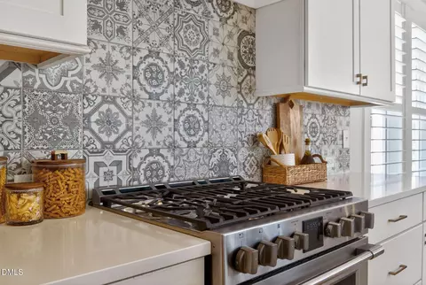 Kitchen - 1127 Bradburn Dr, Durham, NC 27713 photo 6 of 8