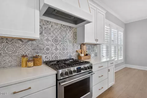 Kitchen - 1127 Bradburn Dr, Durham, NC 27713 photo 5 of 8