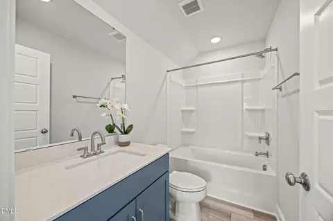 Bath - 501 Hedrick Ridge Rd, Cary, NC 27519 photo 5 of 5