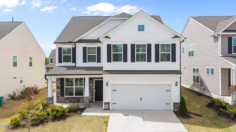 521 Glenwyck Ct, Fuquay Varina, NC 27526