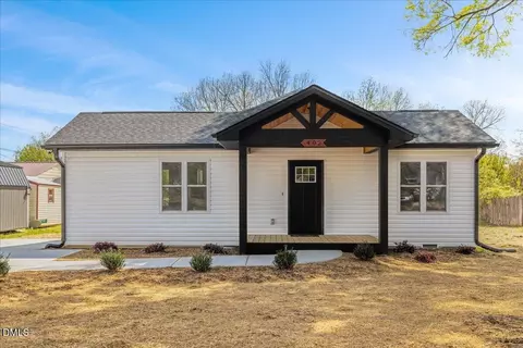 402 Poplar St, Graham, NC 27253