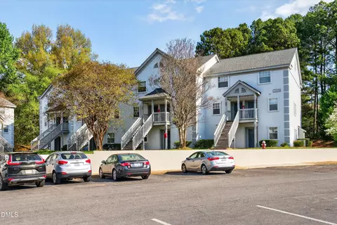 2510 Avent Ferry Rd #104, Raleigh, NC 27606