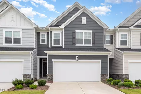 6002 Renew Pl, Raleigh, NC 27616