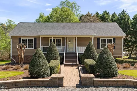 710 Kennette Dr, Graham, NC 27253