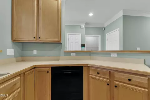 Kitchen - 4308 Flintlock Ln, Durham, NC 27704 photo 4 of 4