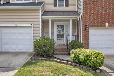 Exterior - 4308 Flintlock Ln, Durham, NC 27704 photo 4 of 9