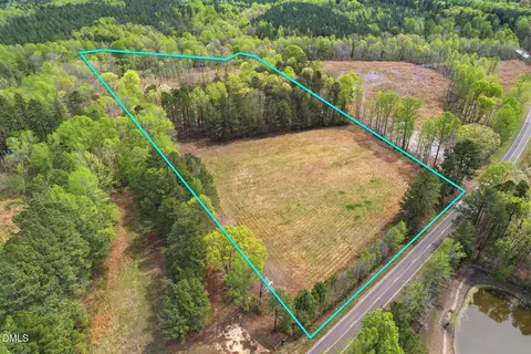 6134 Bob Daniel Rd, Oxford, NC 27565