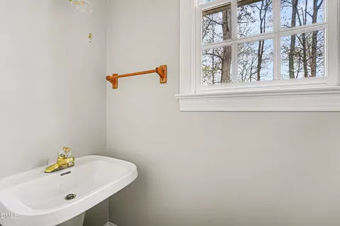 Bath - 16 Covington Ln, Durham, NC 27712 photo 4 of 6