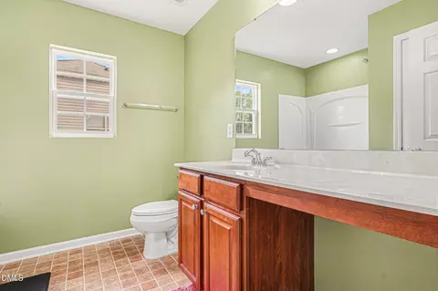 Bath - 3613 Turquoise Dr, Durham, NC 27703 photo 3 of 5
