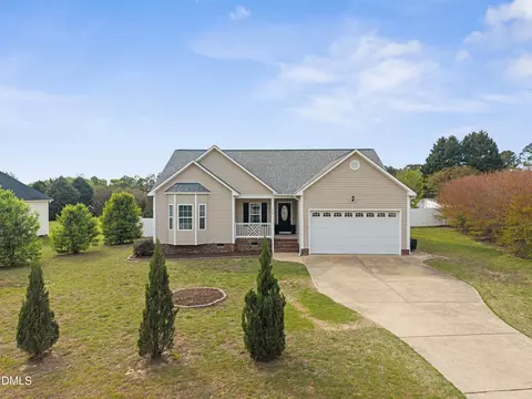 100 Summer Place Ct, Clayton, NC 27527