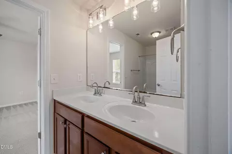 Bath - 325 Dimock Way, Wake Forest, NC 27587 photo 2 of 4